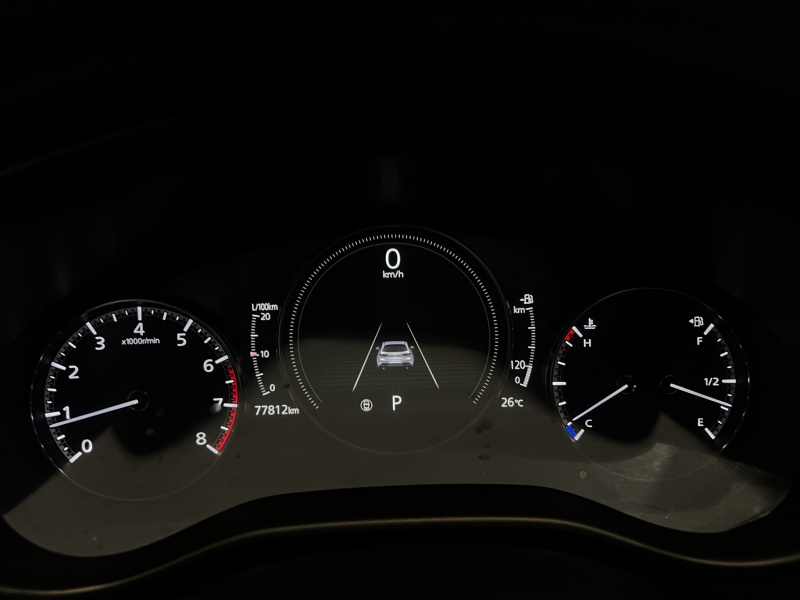 Mazda Mazda 3 5 pts. HB Signature, 2.5T, TA, piel, s. Bose, RA-18, 4x4 2023